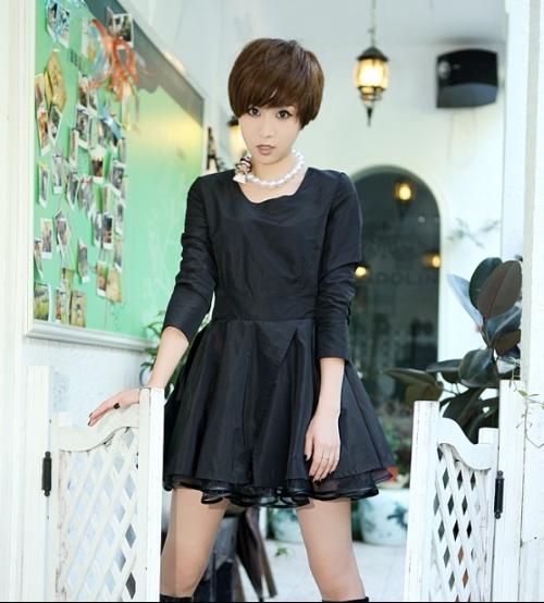 基础连衣裙裁剪图绘制指南与配饰搭配建议